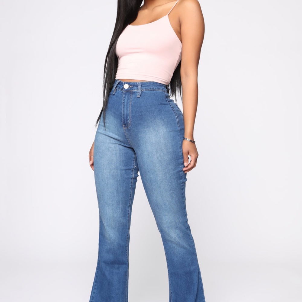 Flared very high waisted jeans